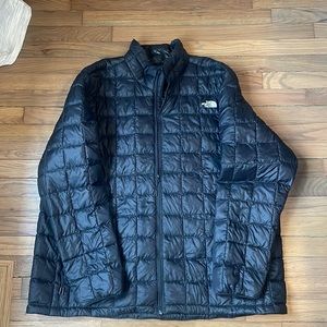 North face thermoball jacket. 3xl.  Like new
